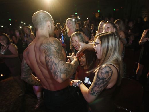 VTD-0721-Thunder-from-Down-Under1